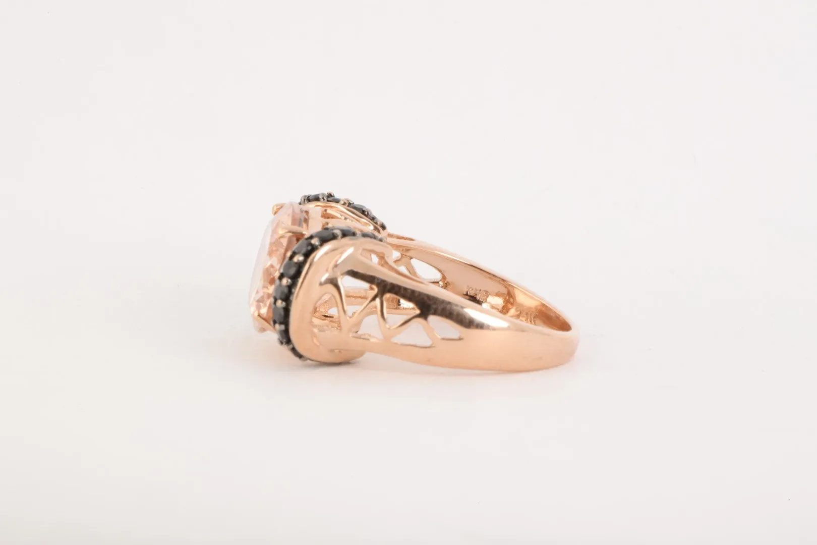 14k Rose Gold 8.55tcw Rose Quartz & 0.73tcw Black Diamond Ring Size 5 (5.69g.)