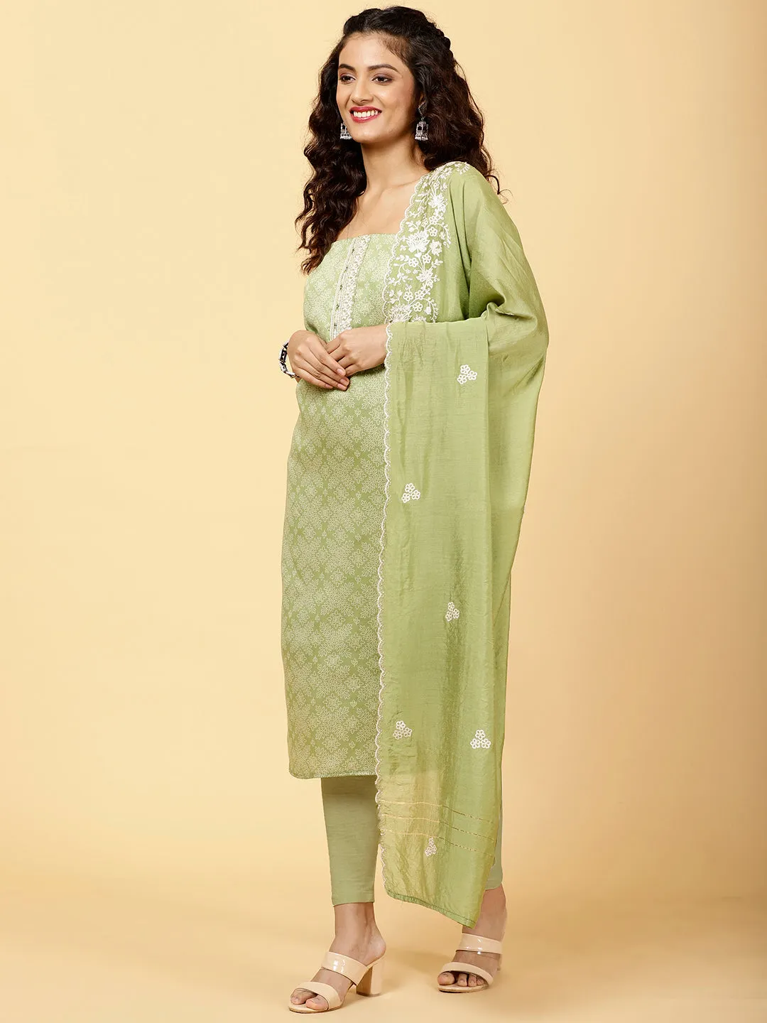 Bandhani Printed Cotton Unstitched Suit Piece With Dupatta