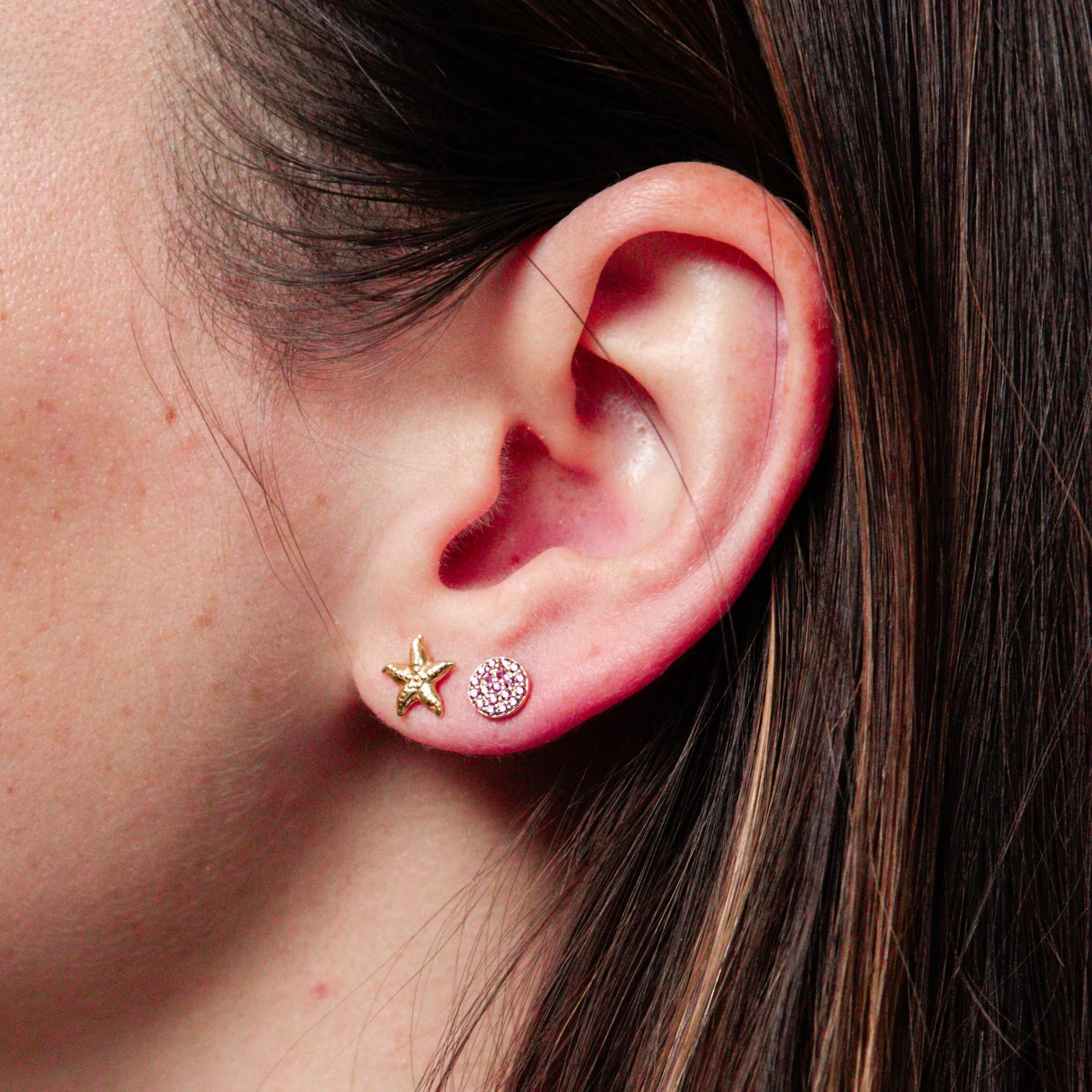 PINK JULIET STUDS