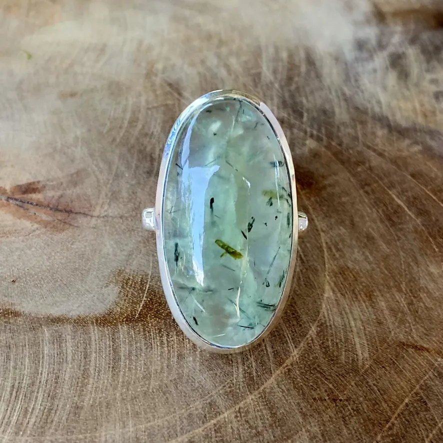 Prehnite Oval Ring - Delphi